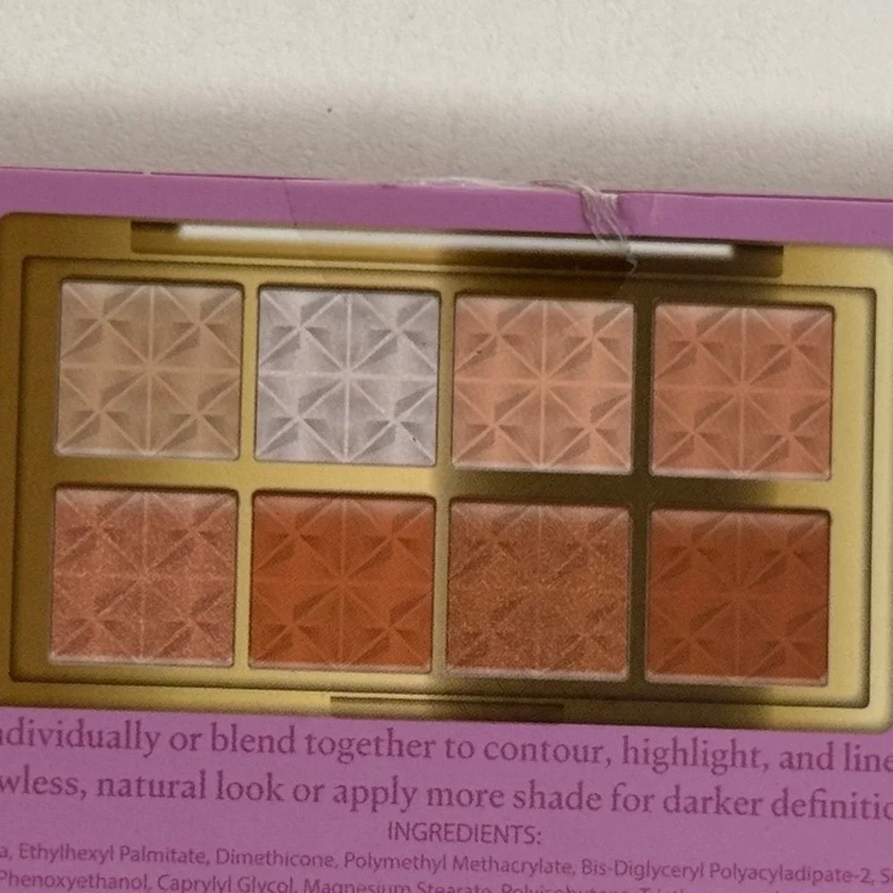 Enchante Eyeshadow Palette Nudes 8 Shade Neutral Shimmer Matte Travel Size New